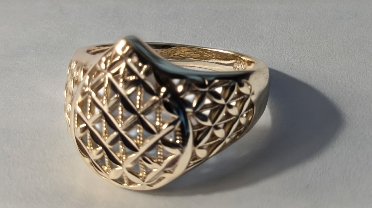 Gold Lattice Dome Ring – Geometric Statement Ring size 7